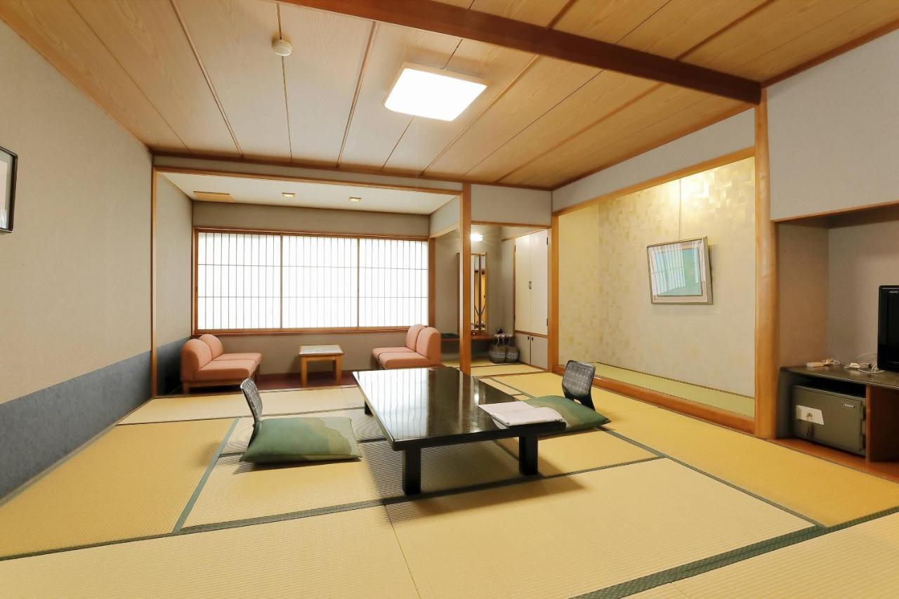 ホテル 陽日の郷あづま館 二本松市 エクステリア 写真