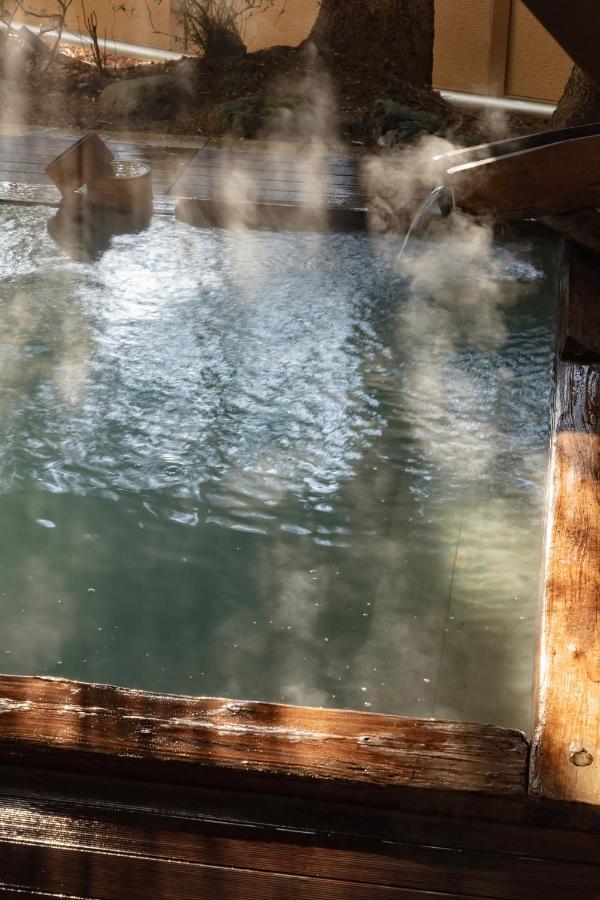 ホテル 陽日の郷あづま館 二本松市 エクステリア 写真