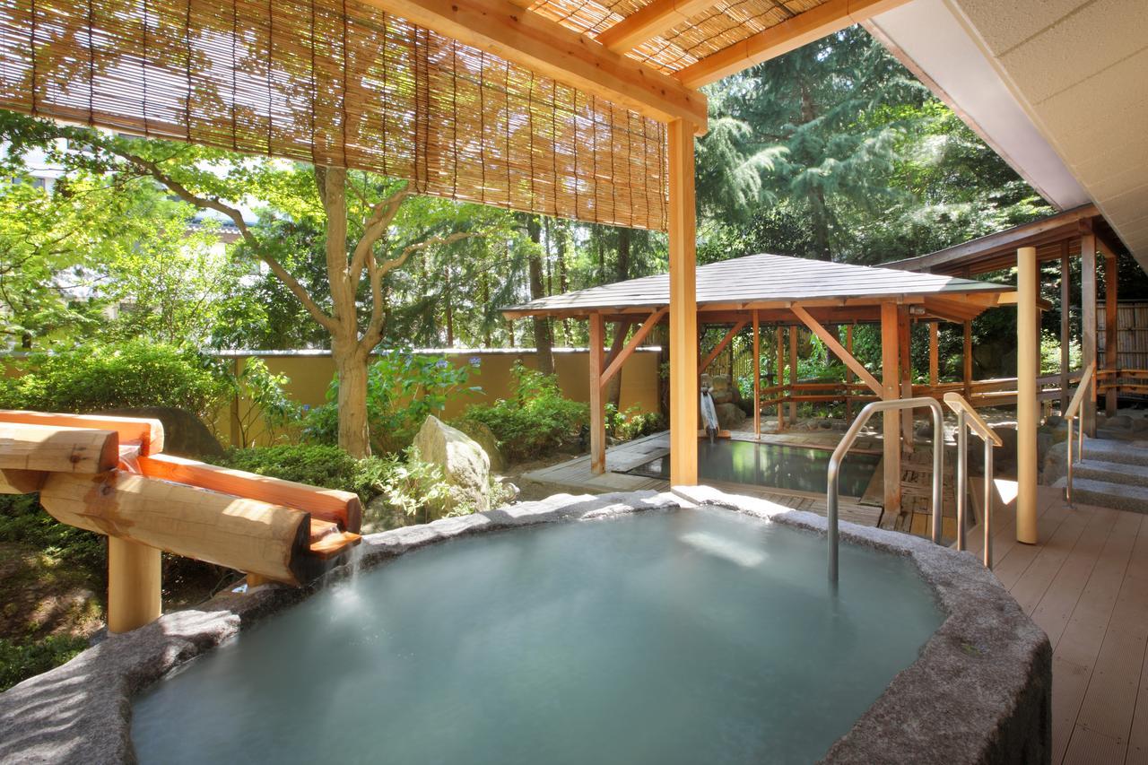 ホテル 陽日の郷あづま館 二本松市 エクステリア 写真